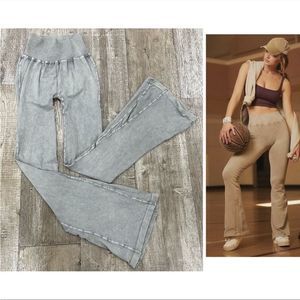 NWOT Free People Good Karma Flare Leggings MSRP $98 Mushroom